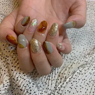 ネイル ヤマダ サクラのヘアスタイル