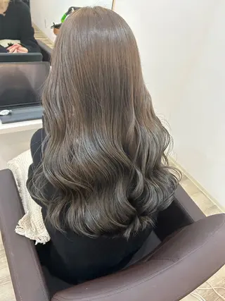 ロング カラー Ling K所属・古川 華那のヘアスタイル