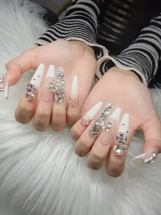 ネイル Lee Nailsのネイルデザイン