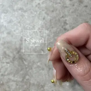 ネイル S♡JEWEL所属・S. JEWELのネイルデザイン
