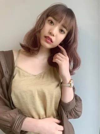 ショート カラー 透明感/オリーブ/ グレージュ/YUKAのヘアスタイル