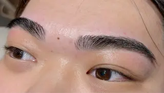 アイブロウ fleek!🐈 Kahoの眉毛・アイブロウイメージ