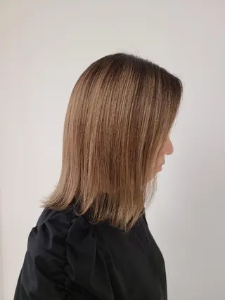 ミディアム カラー ヘアアレンジ 8HAIR / MAYUのヘアスタイル