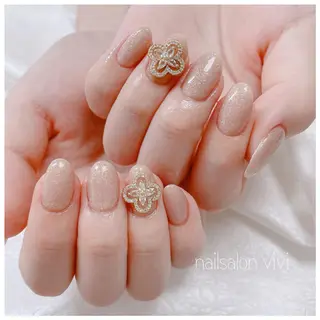 ネイル ＶＩＶＩ nailsalonのネイルデザイン