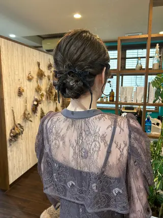 セミロング ヘアアレンジ 早坂 さくらのヘアスタイル