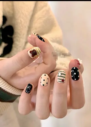 ネイル U.MINail Eliana 西川口のネイルデザイン