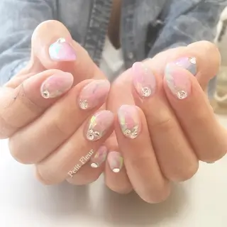 ネイル Petit Fleur所属・青柳 亜梨奈のマツエク・マツパデザイン