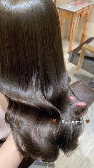 カラー 艶カラー💖 moeのヘアスタイル