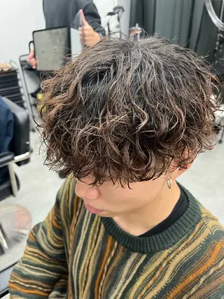 ショート パーマ メンズ 波巻きスパイラル🌀 新潟/万代/山下優のヘアスタイル