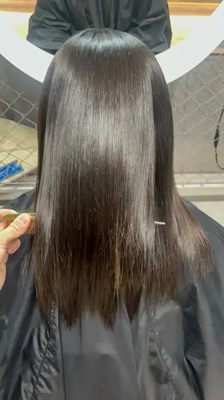 ミディアム CoCooN TAKUMAのヘアスタイル