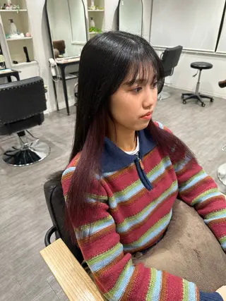 セミロング カラー 艶髪レイヤー上田 紗也🇰🇷💗のヘアスタイル