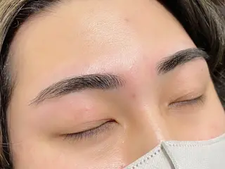 メンズ アイブロウ 🌱Ai Quick 新宿/シノネ🪞🫧の眉毛・アイブロウイメージ