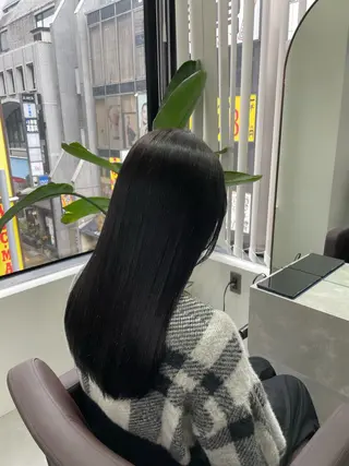 ロング カラー 川中 あいかのヘアスタイル