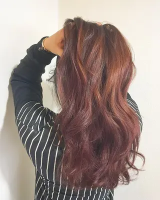 ロング ヤマグチ ヒカルのヘアスタイル