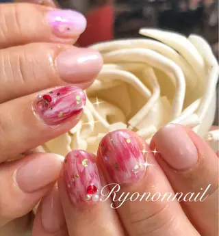 ネイル Ryononnail(リョノンネイル)所属・Ryononnail 上谷典子のネイルデザイン