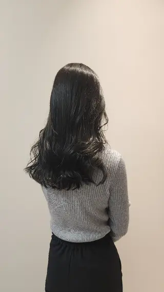 ロング カラー Era Hatsuneのヘアスタイル