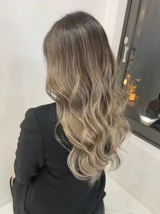 ロング カラー HIKARU副店長/ ✨️髪質改善のヘアスタイル