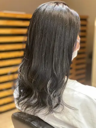 ロング カラー 関口 友行のヘアスタイル