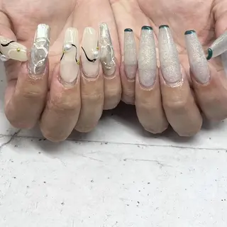 ネイル Nail salon Honey Beeのネイルデザイン