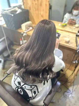 ロング カラー ︎︎カイ ミズキ 🐰𝜗𝜚のヘアスタイル