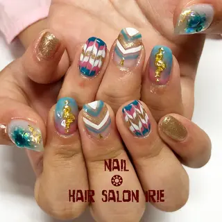ネイル Hair salon Irie所属・與儀 知佳のネイルデザイン