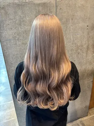 ロング カラー 🌼ハイライト透明感 🌼maiのヘアスタイル