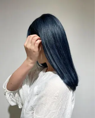 セミロング カラー chiharu ボブ/レイヤーのヘアスタイル