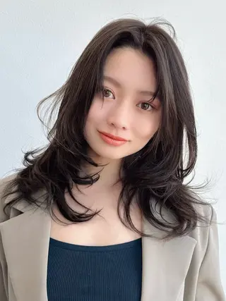 ミディアム KURO/韓国ヘア /レイヤーカットのヘアスタイル