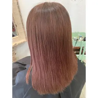 セミロング カラー fio マナミのヘアスタイル