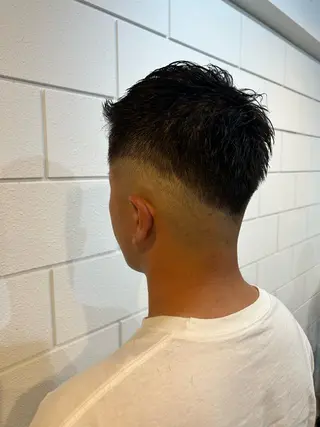 ショート メンズ 相澤 拳のヘアスタイル