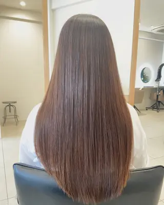 ロング JIAKI 似合わせカットのヘアスタイル