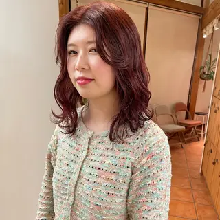 ミディアム カラー 奥村 紗季のヘアスタイル