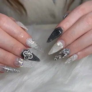 ネイル 加納 莉音のネイルデザイン