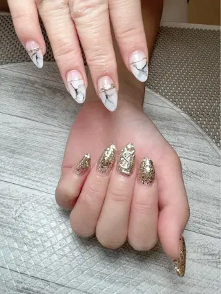 ネイル シェヌネイル JURAのネイルデザイン