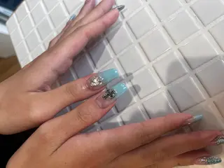 ネイル 深井 文音のネイルデザイン