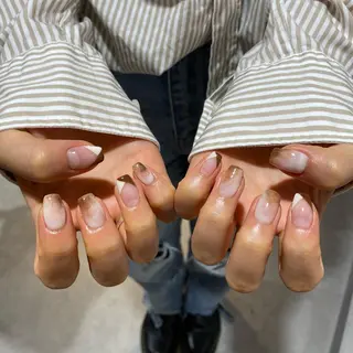 ネイル Trico Antique所属・岩本 杏のネイルデザイン