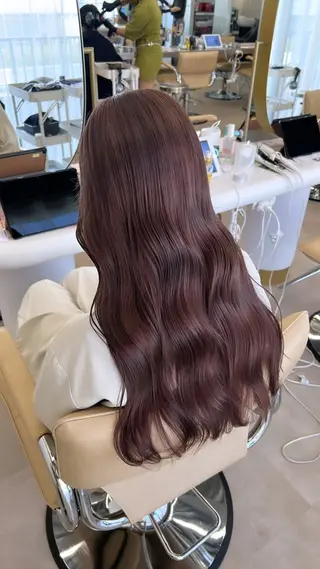 ロング 👒透明感カラー yui👒のヘアスタイル