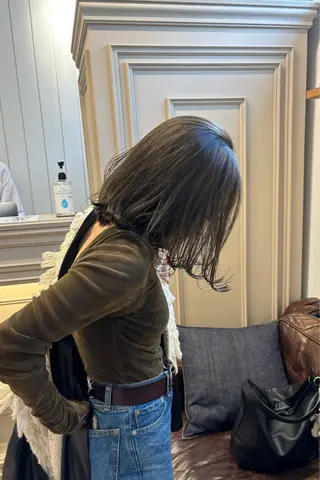 ショート カラー オリーブ/縮毛♡ Natsuno🩰のヘアスタイル