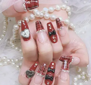 ネイル hikikibyee ♡のネイルデザイン