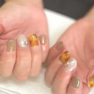ネイル KOMINE TOMOKOのネイルデザイン