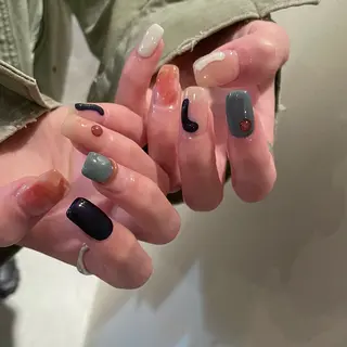 ネイル SALON VILLAGE AOYAMA 2nd.所属・NAKAMURA HARUKAのネイルデザイン