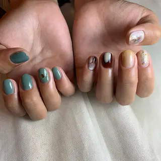 ネイル repos~ルポ~所属・里見 麗のネイルデザイン