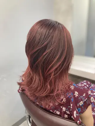 セミロング カラー ブリーチ&似合せボブ 田中寛十のヘアスタイル