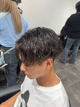 メンズ フェザーパーマ職人 🪽yutoのヘアスタイル