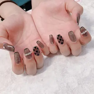 ネイル バニーアイズ　ネイル ニューオータニ博多店のネイルデザイン