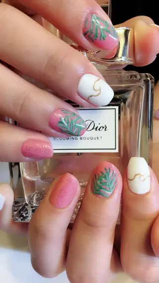 ネイル Petite Cannelle所属・Petite Cannelleのネイルデザイン