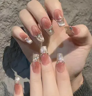 ネイル VIVIAN エイのネイルデザイン