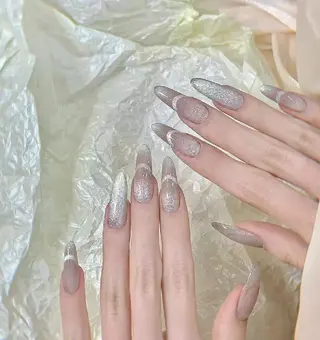 ネイル Oomiya 服部のネイルデザイン