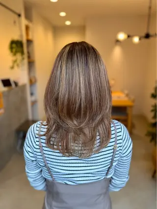 ミディアム カラー May hair【メイヘア】所属・サイトウ ヒトミ 【メイヘア】のヘアスタイル