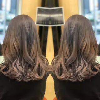 セミロング Y Uのヘアスタイル